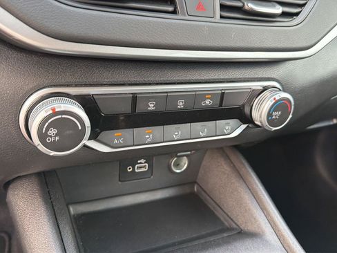 Used 2024 Nissan Altima 2.5 S FWD image 26