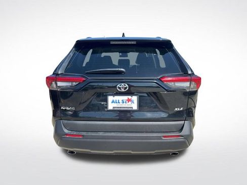 Used 2024 Toyota RAV4 XLE FWD image 8