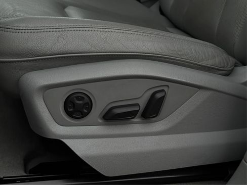 Used 2018 Audi Q7 3.0T Prestige image 20