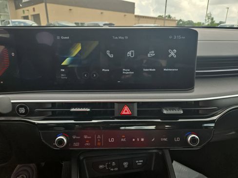 Used 2025 Kia K5 LXS FWD image 15