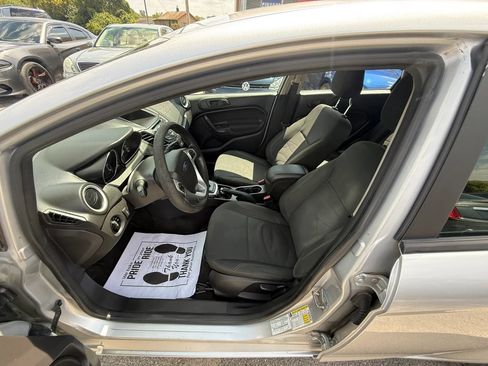 Used 2018 Ford Fiesta SE FWD image 15