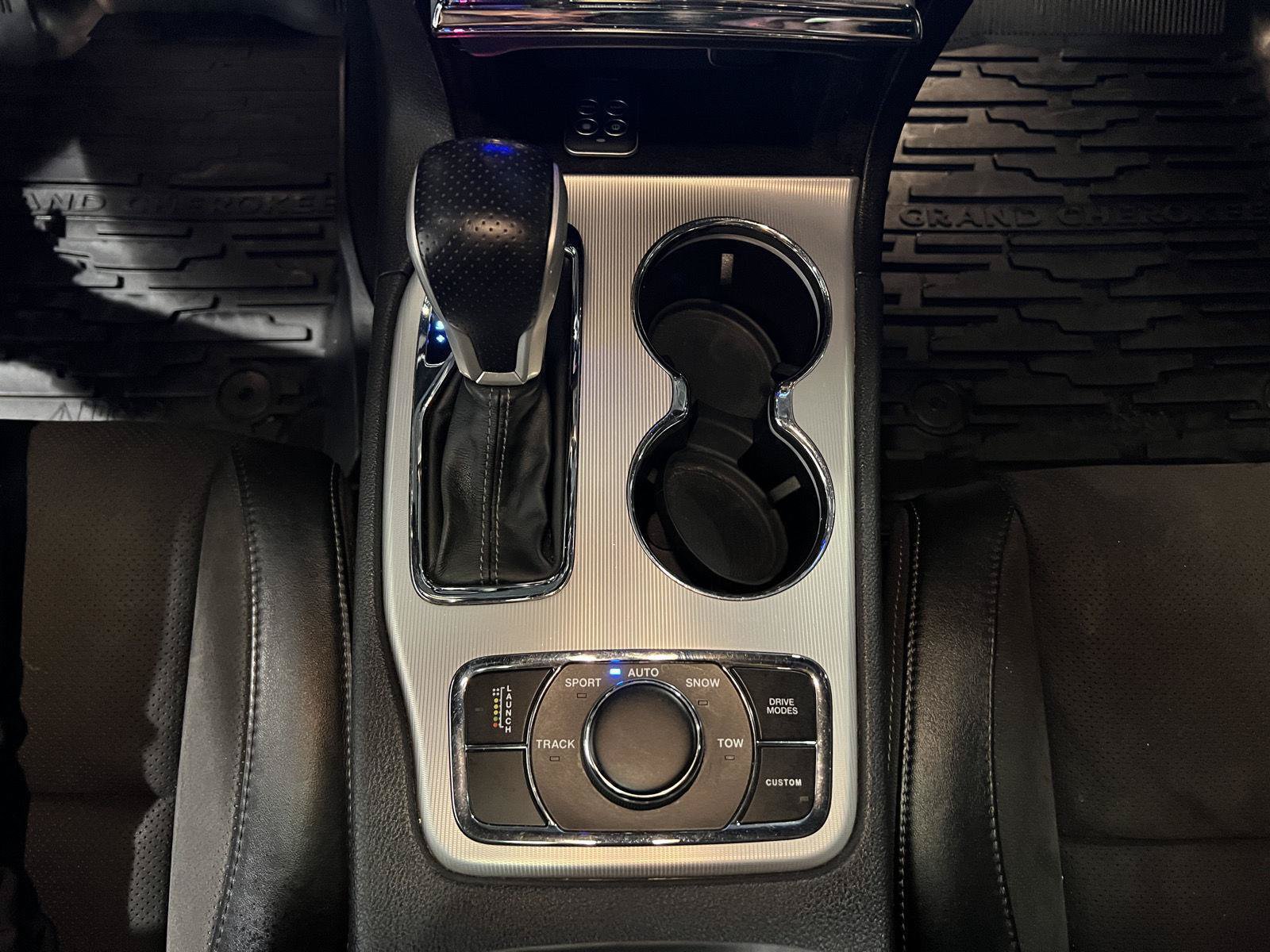 Used 2019 Jeep Grand Cherokee SRT AWD/4WD image 25