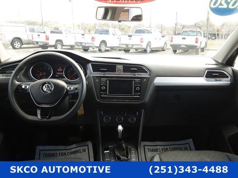 Used 2020 Volkswagen Tiguan S w/ 3rd Row Seat Package image 15