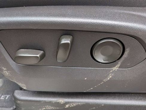 Used 2026 Chevrolet Tahoe High Country image 17