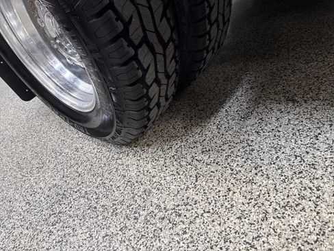 Used 2017 Ford F350 XLT w/ XLT Value Package image 65