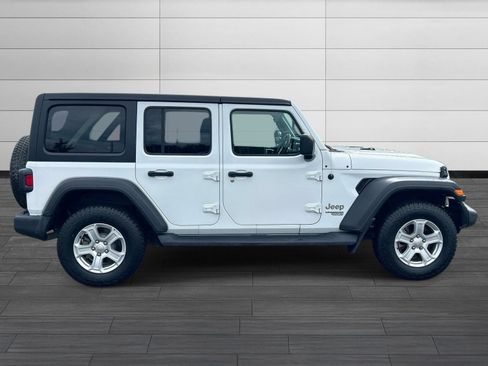 Used 2021 Jeep Wrangler Unlimited Sport w/ Cold Weather Group AWD/4WD image 2