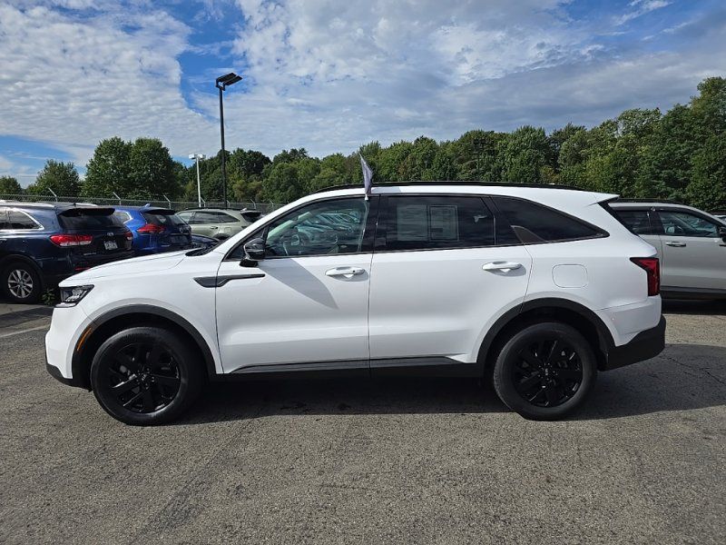 Used 2021 Kia Sorento S AWD/4WD image 4