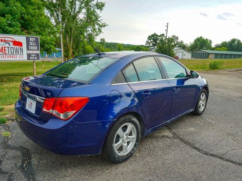 Used 2013 Chevrolet Cruze LT FWD image 2