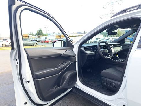 New 2026 Jeep Cherokee Laredo image 10