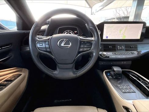 Used 2023 Lexus LS 500 image 6