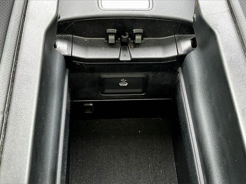 Certified 2025 Mercedes-Benz E 350 4MATIC Sedan image 20