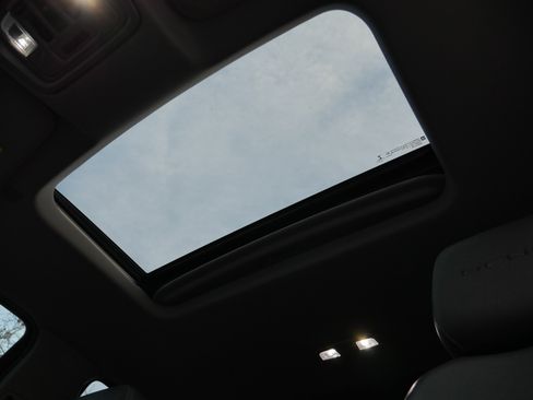 Used 2019 GMC Sierra 1500 Denali image 5