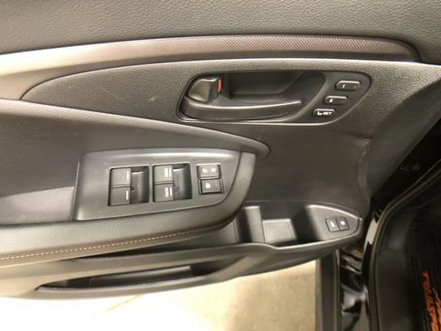 Used 2023 Honda Passport TrailSport image 17