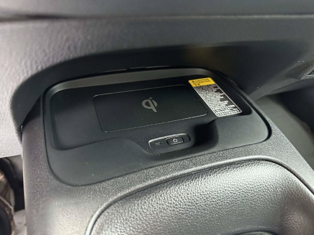 Used 2025 Toyota Corolla LE w/ LE Premium Package FWD image 23