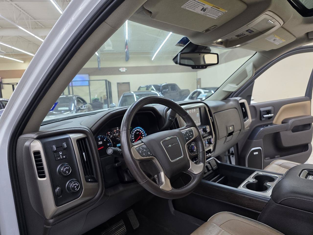 Used 2017 GMC Sierra 1500 Denali AWD/4WD image 17