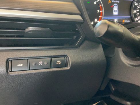 Used 2025 Nissan Altima 2.5 SV FWD image 16