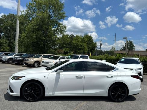 Used 2022 Lexus ES 350 F Sport w/ Accessory Package 2 image 4