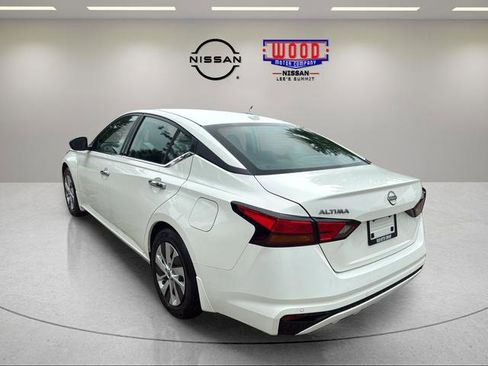 Certified 2025 Nissan Altima 2.5 S FWD image 4
