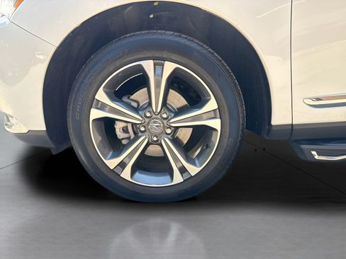Used 2023 Acura RDX AWD w/ Advance Package image 4