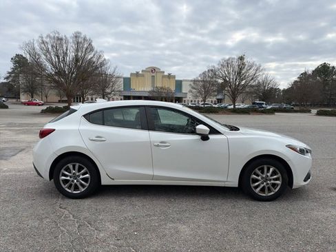 Used 2016 MAZDA MAZDA3 i Grand Touring image 5