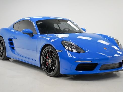 Used 2024 Porsche 718 Cayman S image 8