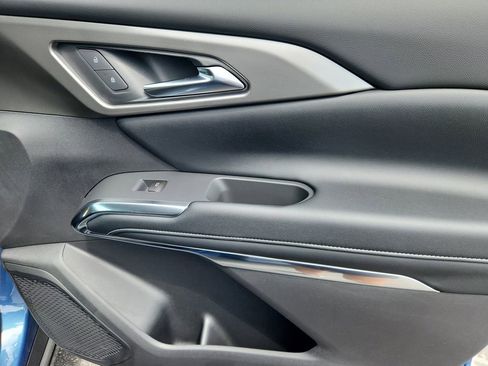 New 2025 Chevrolet Traverse LT w/ Sun and Wheel Package image 15