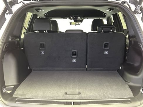 New 2025 Jeep Grand Cherokee Limited image 7