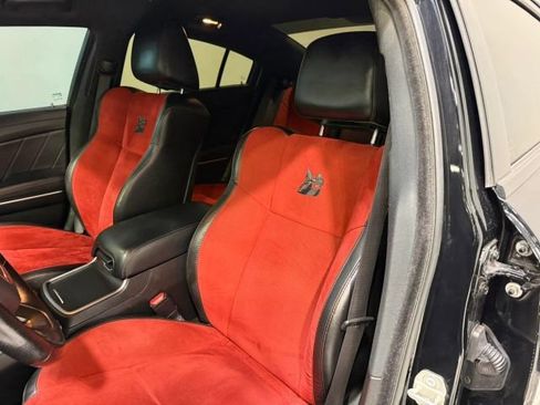 Used 2023 Dodge Charger Scat Pack w/ Plus Group RWD image 23