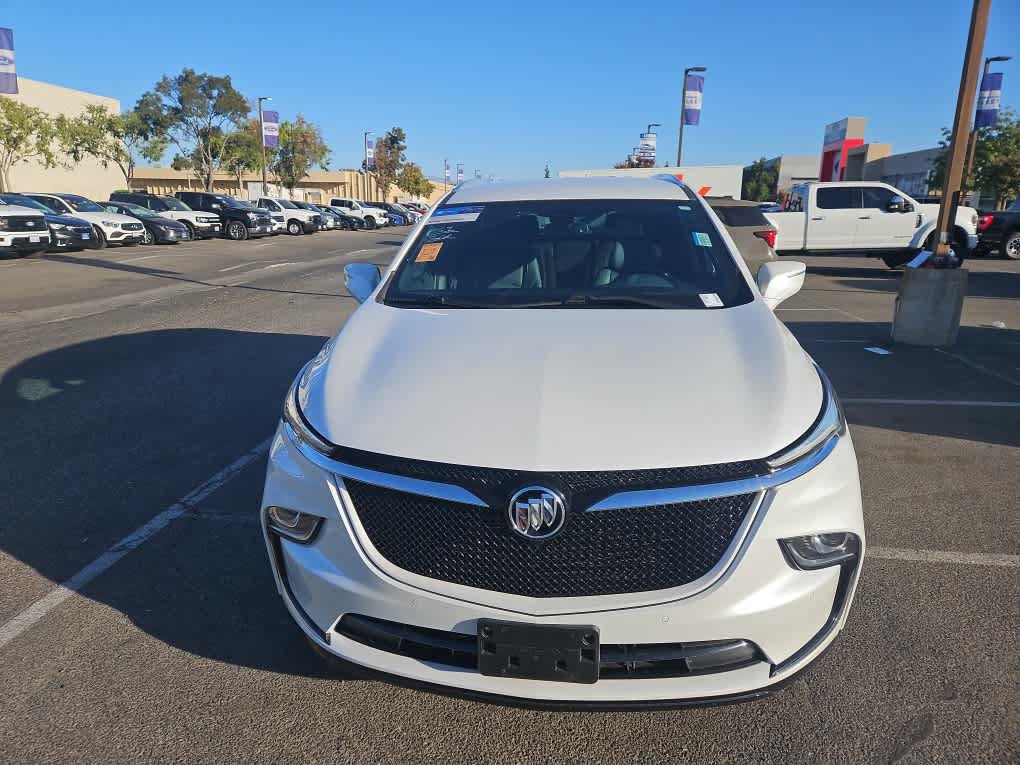 Used 2023 Buick Enclave Essence w/ Sport Touring Edition AWD/4WD image 2