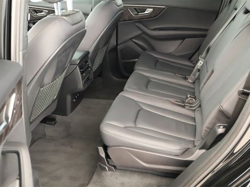 Used 2024 Audi Q7 2.0T Premium Plus image 28