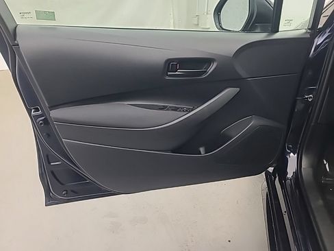 Used 2025 Toyota Corolla LE FWD image 23