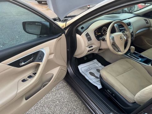 Used 2015 Nissan Altima 2.5 S w/ Power Driver Seat Package image 12