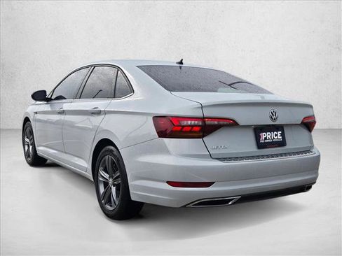 Used 2019 Volkswagen Jetta R-Line w/ R-Line Cold Weather Package FWD image 6