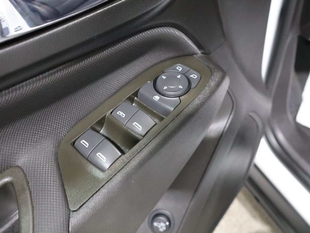 Used 2024 Chevrolet Equinox RS w/ RS Leather Package AWD/4WD image 13