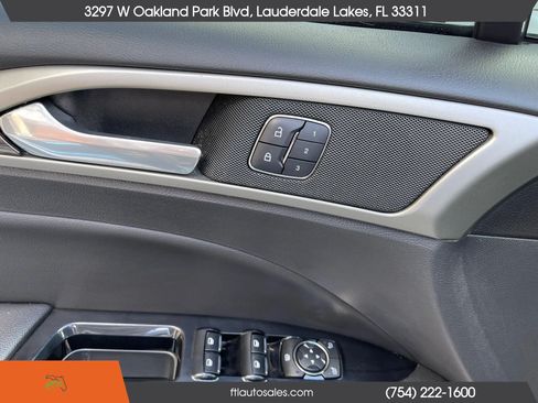 Used 2015 Ford Fusion SE w/ Equipment Group 202A AWD/4WD image 21
