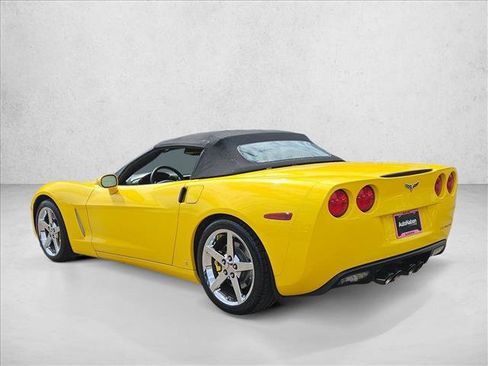 Used 2007 Chevrolet Corvette Convertible w/ Preferred Equipment Group RWD image 7