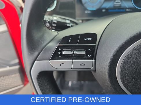 Used 2022 Hyundai Elantra Limited FWD image 17