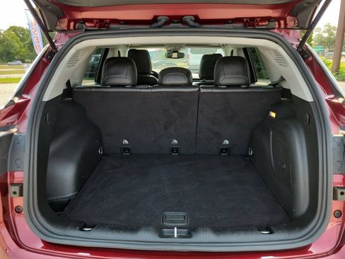 Used 2022 Jeep Compass Latitude w/ Sun and Sound Group AWD/4WD image 8