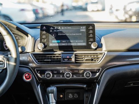 Used 2021 Honda Accord Sport Special Edition image 12