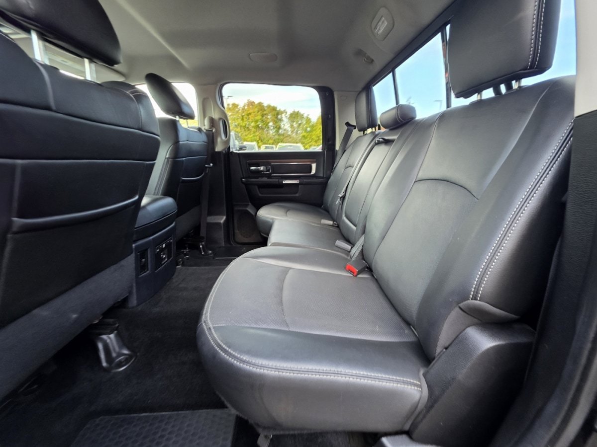 Used 2014 RAM 1500 Laramie AWD/4WD image 17