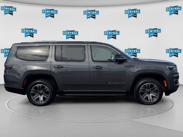 Used 2023 Jeep Wagoneer 4WD w/ Premium Group I image 7