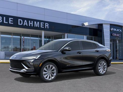 New 2026 Buick Envista Avenir image 2