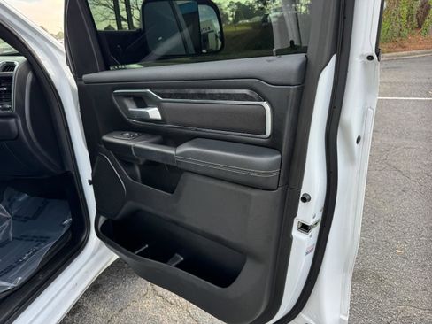 Used 2024 RAM 1500 Big Horn image 11