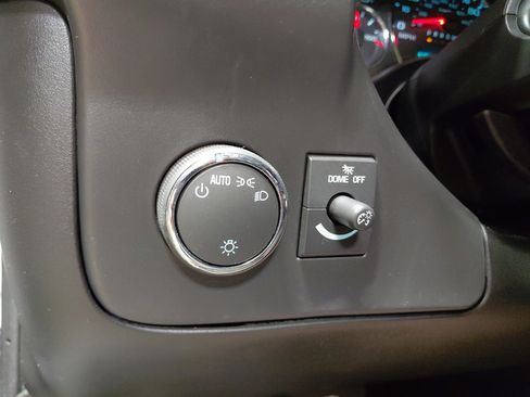 Used 2025 Chevrolet Express 2500 w/ Driver Convenience Package RWD image 28