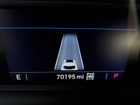 Used 2021 Cadillac XT5 Premium Luxury w/ LPO, Floor Liner Package AWD/4WD image 23