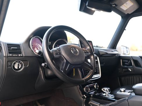 Used 2014 Mercedes-Benz G 63 AMG 4MATIC image 17