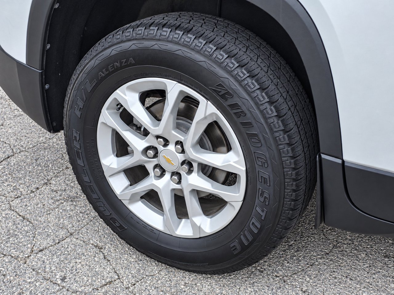 Certified 2021 Chevrolet Traverse LT FWD image 10