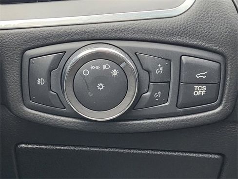 Used 2022 Ford Edge Titanium image 26