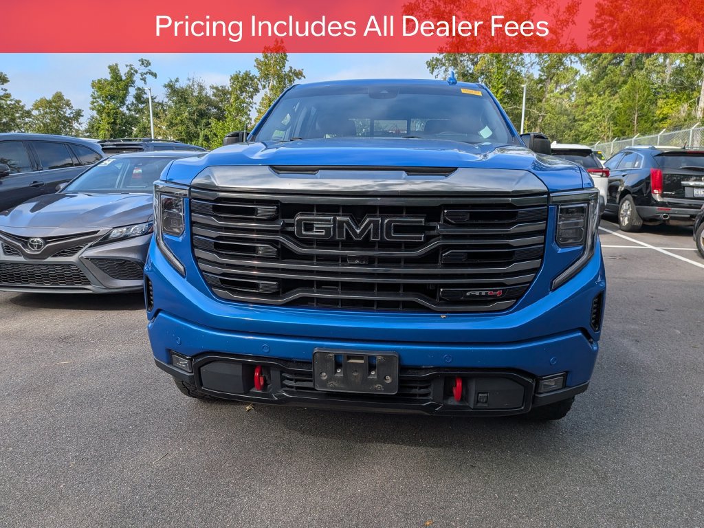 Used 2024 GMC Sierra 1500 AT4 w/ Technology Package AWD/4WD image 2