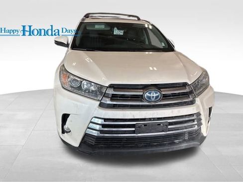 Used 2017 Toyota Highlander Limited Platinum image 5